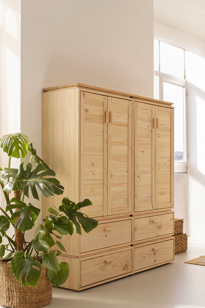 Imagen de ambiente 2 para:Armario de madera natural con cajones de almacenaje